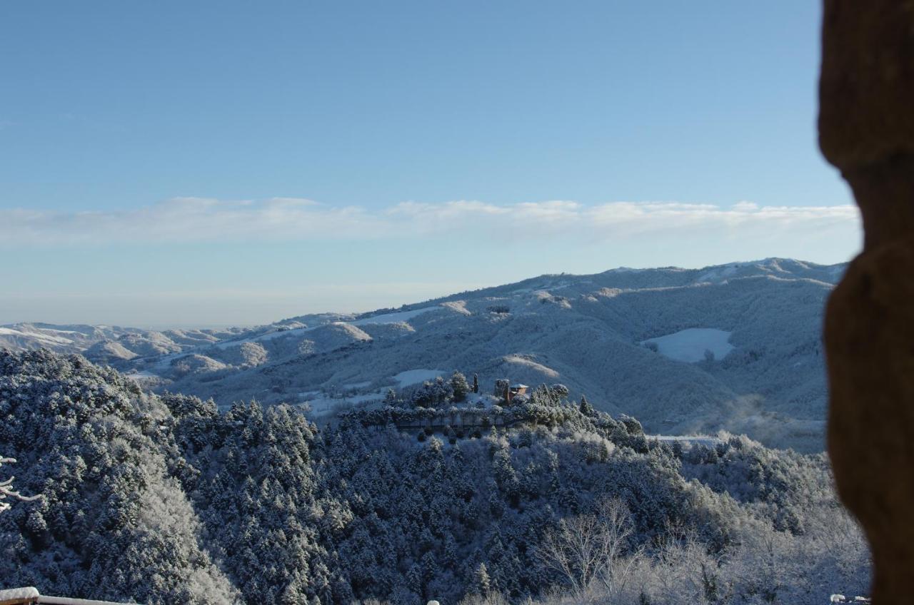 Bed and Breakfast Vinco Castel del Rio Exterior foto